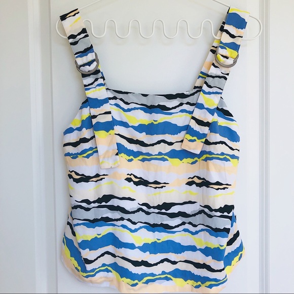 Kenzie Crop Top - Picture 1 of 8